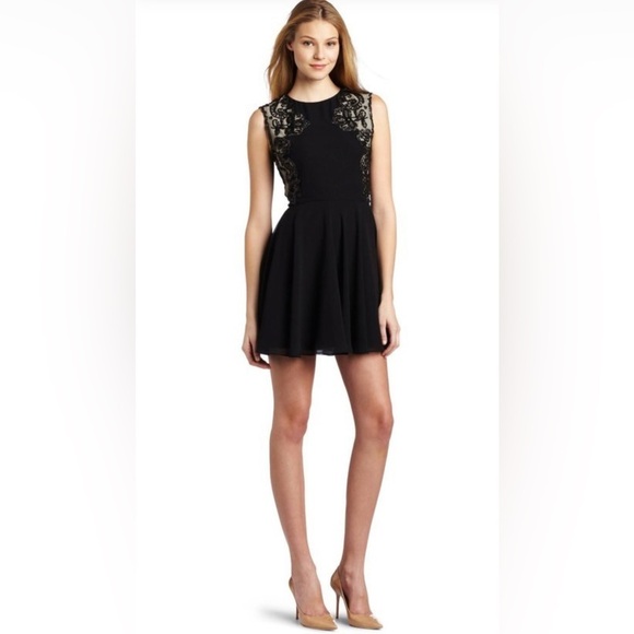 TED BAKER London - RUSSI Dress in Black. Size 4 - Picture 13 of 13